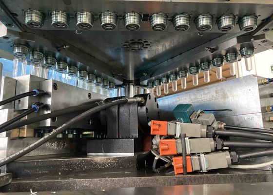 10 máquina semi automática PCTG del moldeo por insuflación de aire comprimido de la máquina del objeto semitrabajado de la botella del ANIMAL DOMÉSTICO de Cav 10ml
